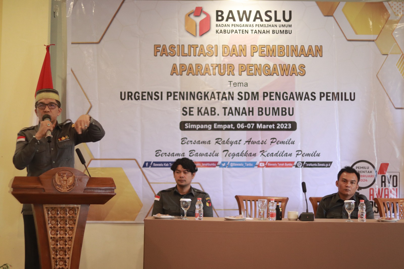 Fasilitasi dan Pembinaan Aparatur Pengawas emilu Se-Kab. Tanah Bumbu